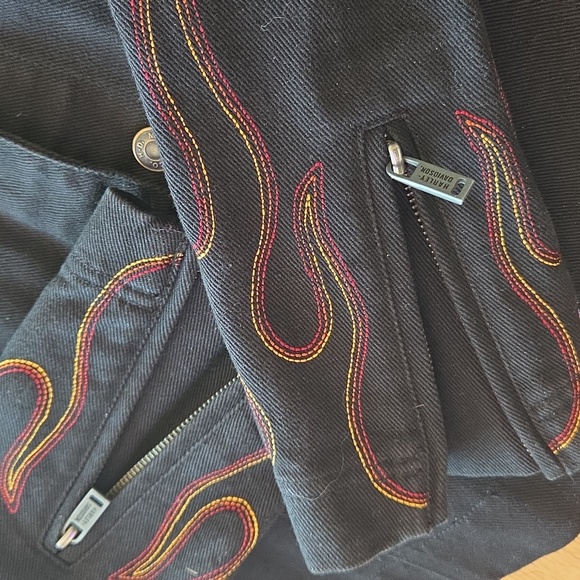 Harley-Davidson Black Women’s Jacket with Flame Cuff  and Back Detail - Picture 7 of 8